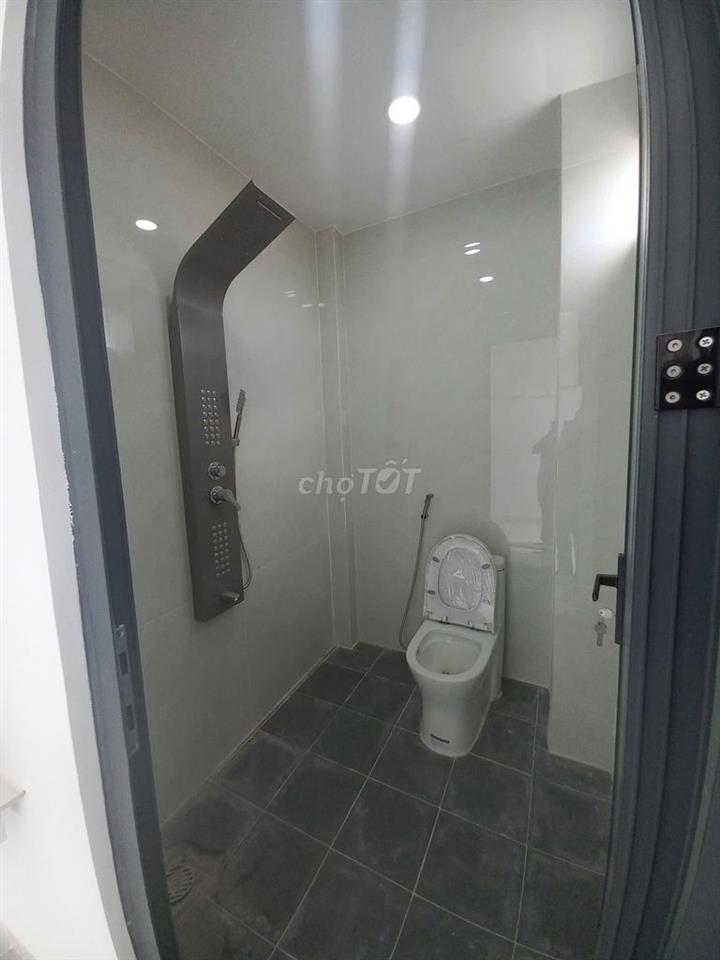 Nhà mới xây, Khu dân cư đẹp, Làm việc trực tiếp chủ