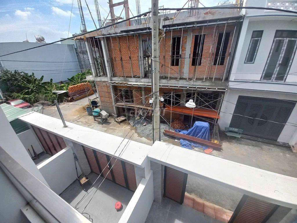 Nhà mới xây, Khu dân cư đẹp, Làm việc trực tiếp chủ