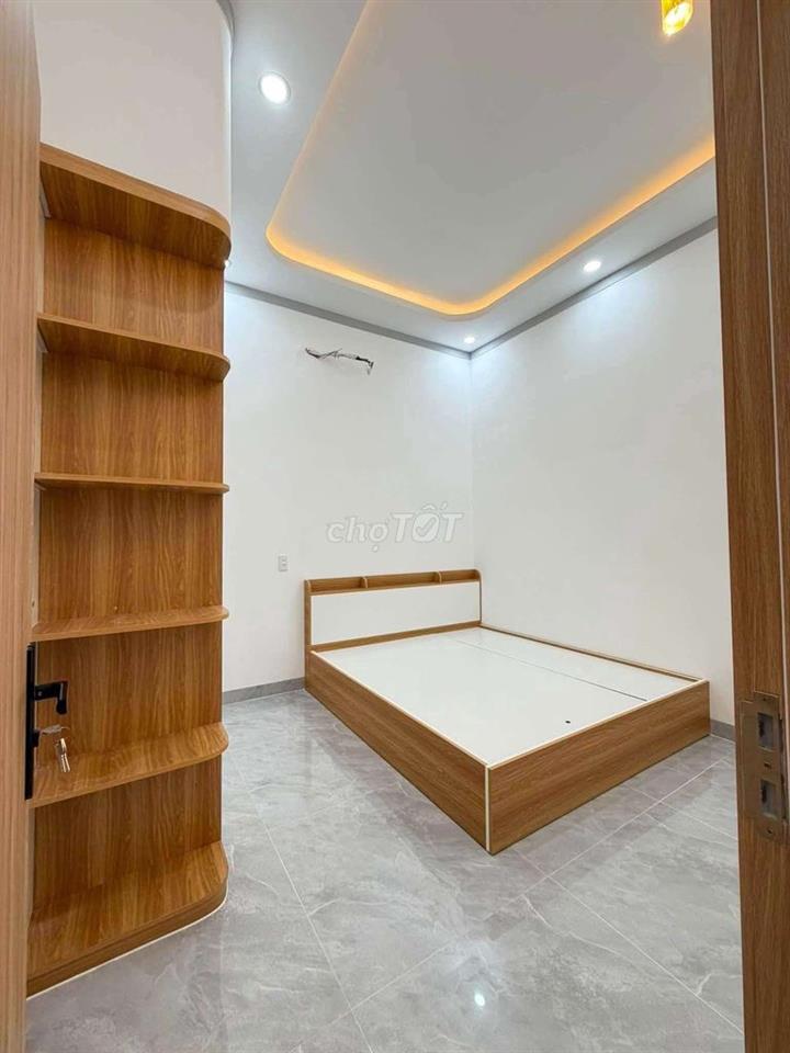 Nhà đẹp tìm chủ, vị thế đắc địa.
