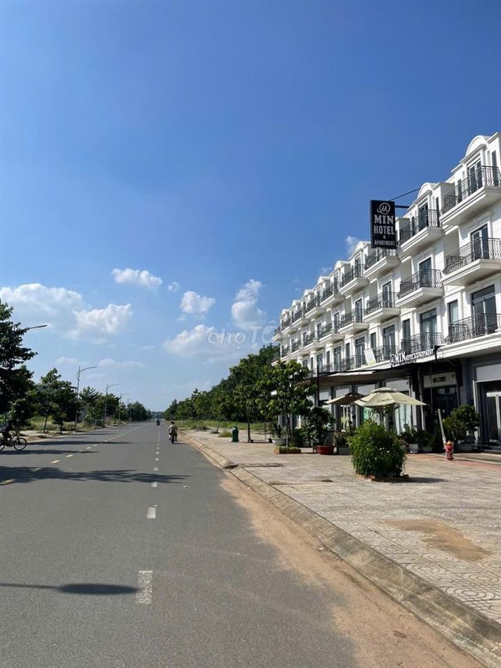 NHÀ PHỐ XÂY SẴN - SỔ HỒNG RIÊNG - HOÀN CÔNG ĐẦY ĐỦ
