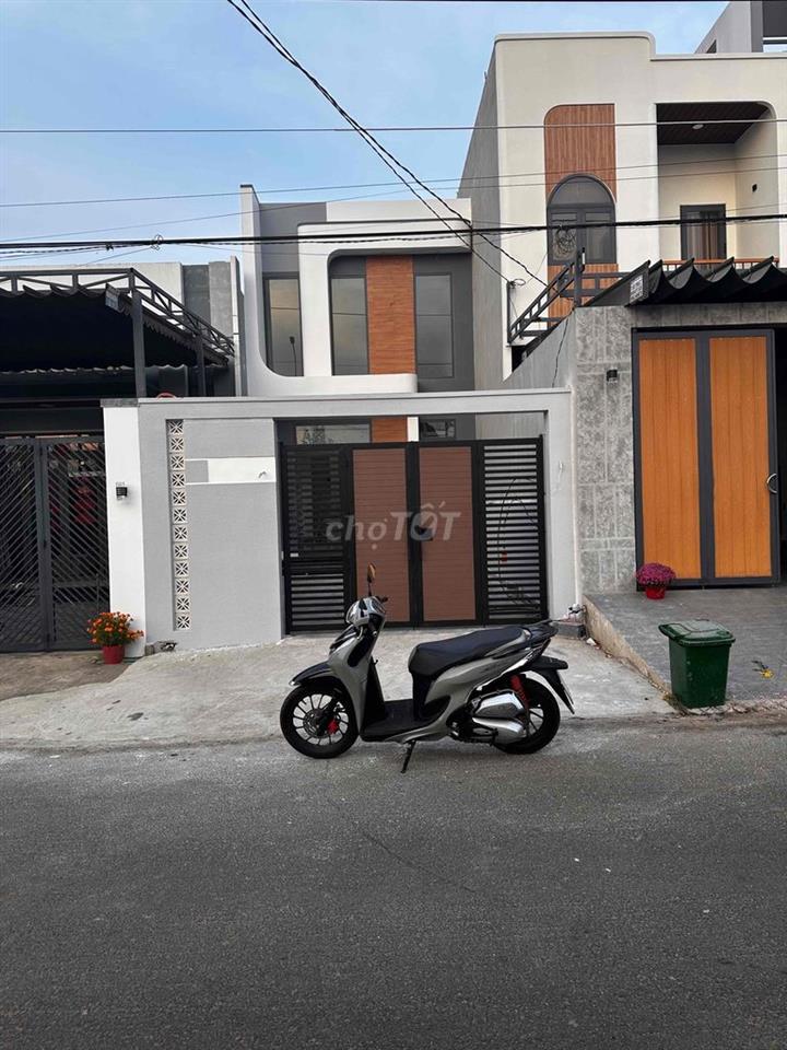 MẶT TIỀN NHỰA TẠI PHƯỜNG LONG KHÁNH - ĐỒNG NAI