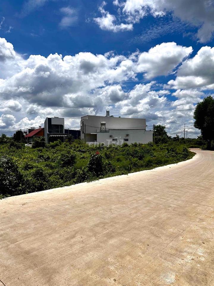 ĐẤT NỀN TẠI PHƯỜNG LONG KHÁNH VIEW NÚI CHỨA CHAN