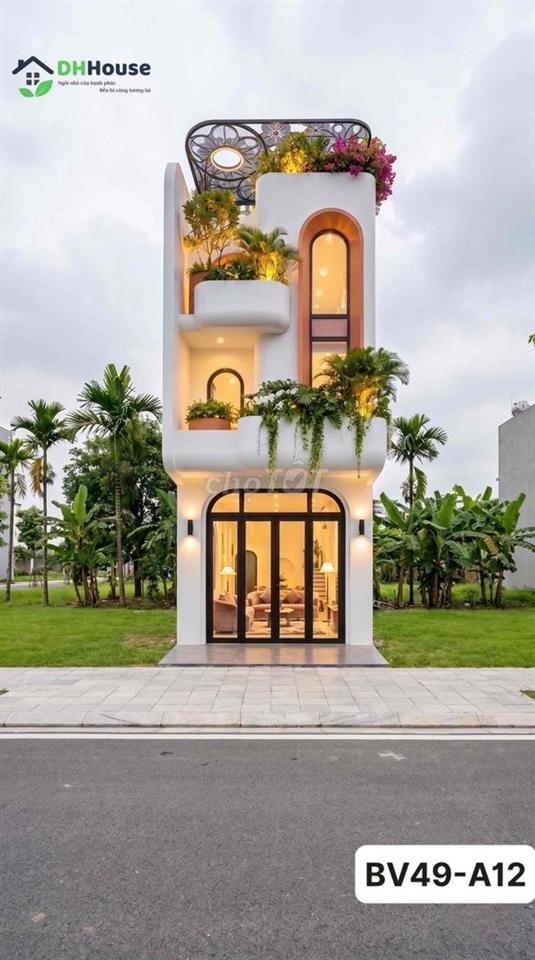 NHÀ 1 TRỆT 2 LẦU TẠI KHU TÁI ĐỊNH CƯ P BẢO VINH TP ĐỒNG NAI