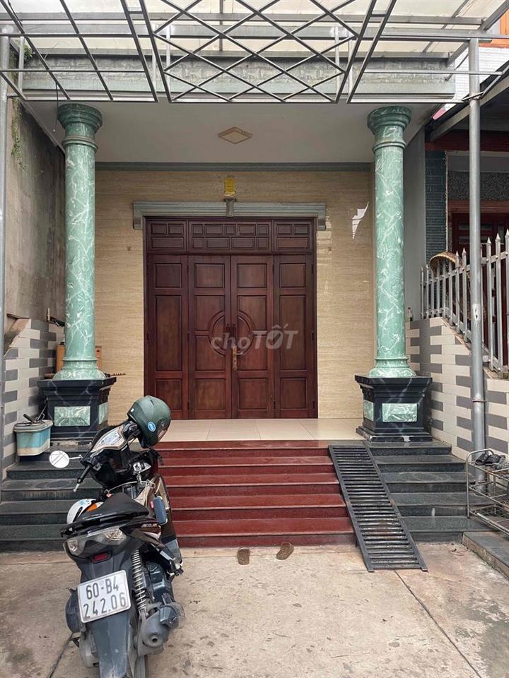 Bán nhà mặt tiền hoặc cho Thuê dài hạn