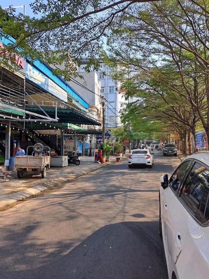 Nhà 3 tắm sát bên bệnh viện Đồng Nai