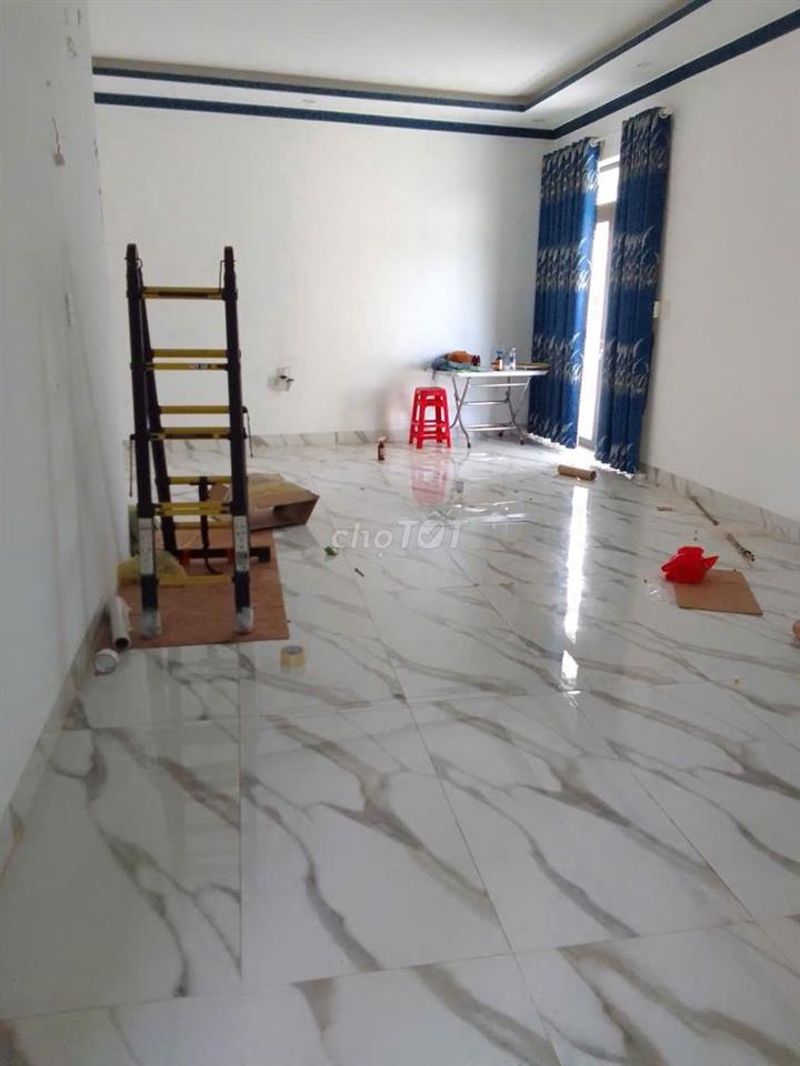 Bán nhà 1 trệt 2 lầu 6x12, Biên Hòa giá 3.2 tỷ, sổ hồng riêng