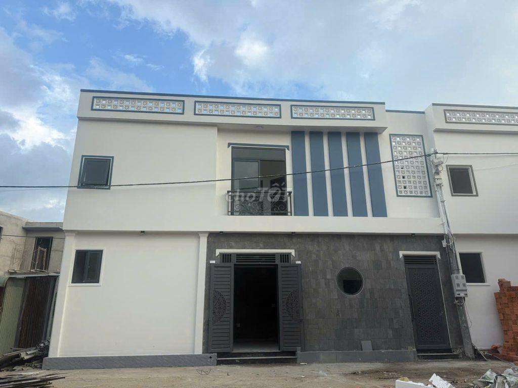 nhà 1 lầu 4.6x13.3 hẻm xe hơi 3.6 tỷ, 4*5 trệt và lầu  ,giá 950tr