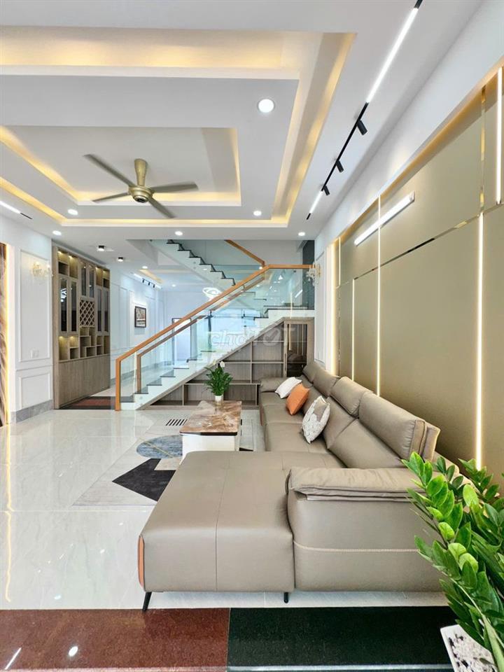 Bán nhà 1 trệt 1 lầu  4.2x14.3 giá 2.8tỷ, biên hòa, hẻm nhựa 5m