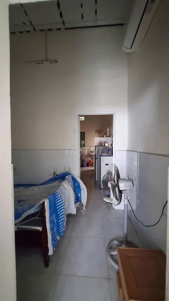 Bán nhà 4.2*14, giá 1.28 tỷ, SHR