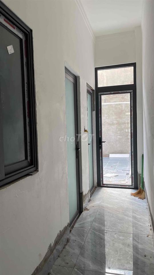 Nhà ngay chợ Kp2 LBT đường nhựa 6m thông shr thổ cư 3,99t tl