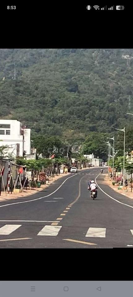 Nhà bán sổ hồng chính chủ, thổ cư toàn bộ diện tích đất