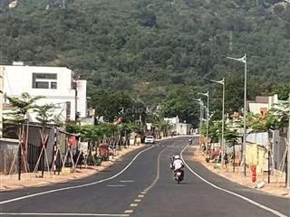 Đất bán thổ cư toàn bộ, khu dân cư đông đúc