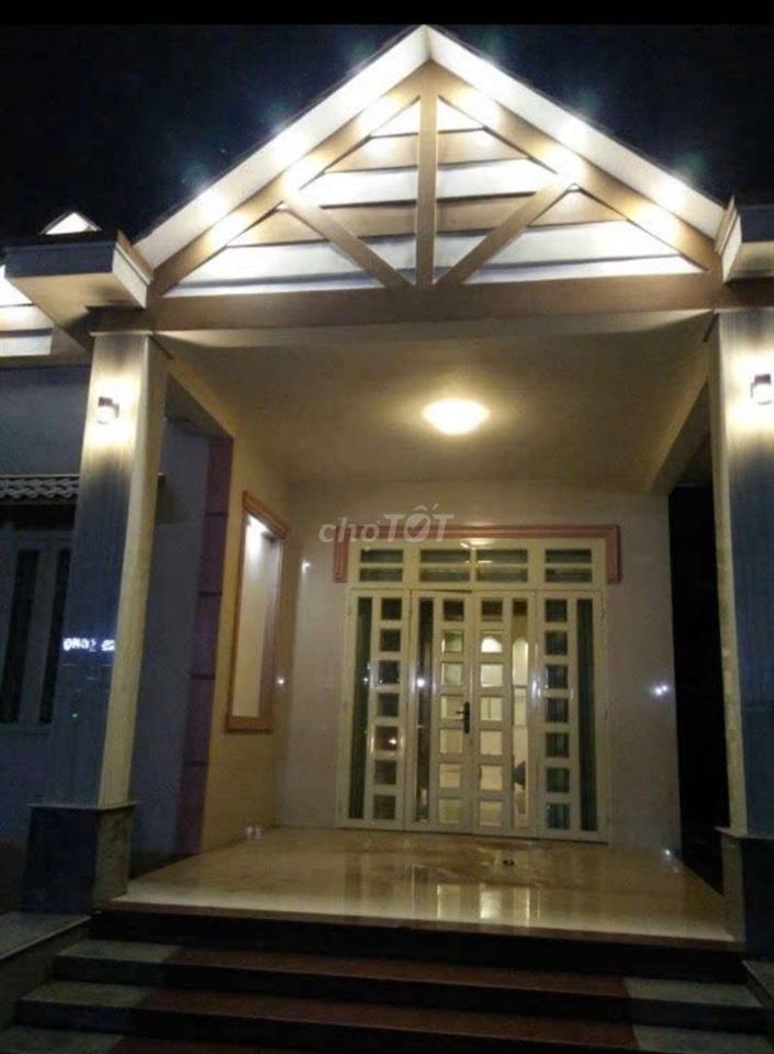 nhà và đất mặt tiền quốc lộ 1A