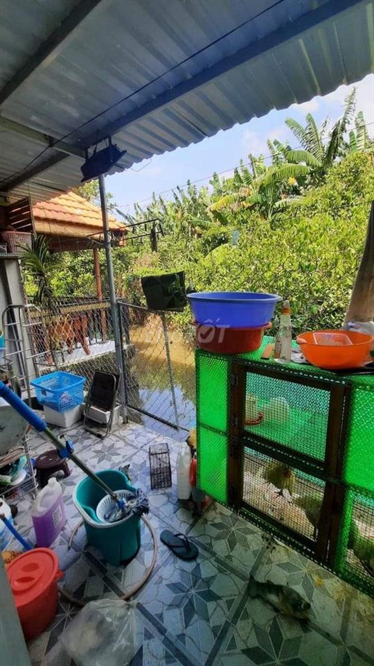 Hạ giá ra nhanh nhà 1 trệt 1 lửng hẽm xe 7c sổ ĐSH mỗi người giữ 1 sổ