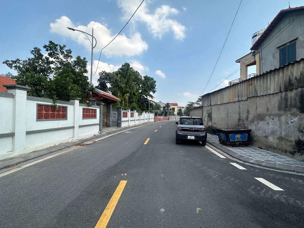NHÀ CÓ BA CĂN LIỀN KỀ
