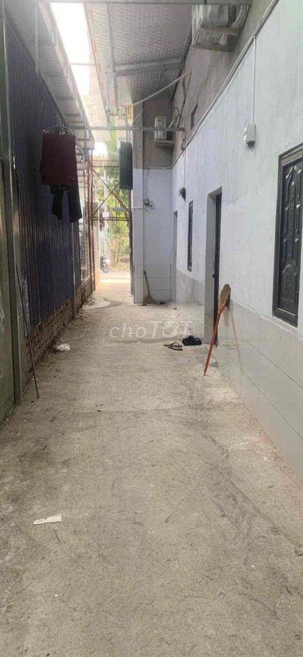 Dãy trọ mới ngay cổng kcn giang điền