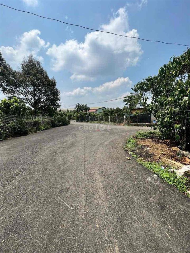 Đang vay 3.1 tỷ cắt lỗ bán giá 2.3 tỷ cho lô đất Phường 1 Bảo Lộc