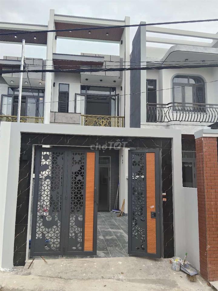 BÁN NHÀ MỘT TRỆT MỘT LẦU GẦN KHU CÔNG NGHIỆP A MA TA LONG BÌNH ĐN