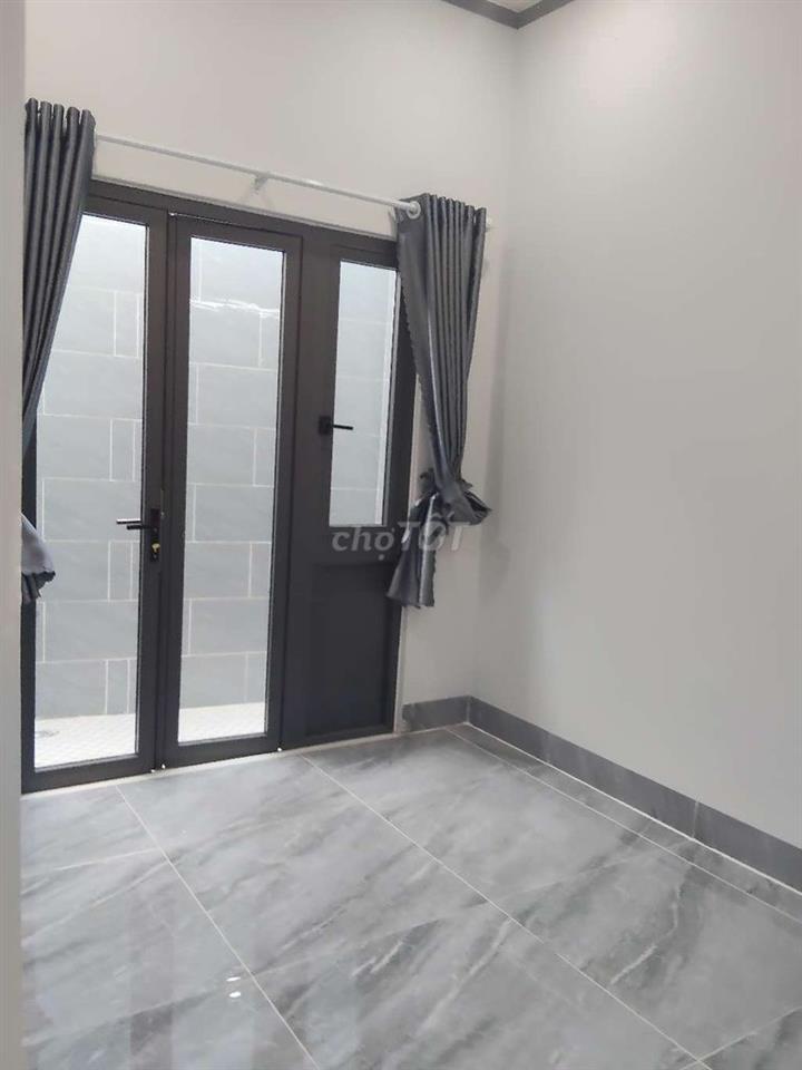 BÁN NHÀ MỘT TRỆT MỘT LẦU GẦN KHU CÔNG NGHIỆP A MA TA LONG BÌNH ĐN