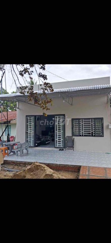 Bán nhà mặt tiền quốc lộ 20 ấp phú quý 1 la ngà định quán đnai
