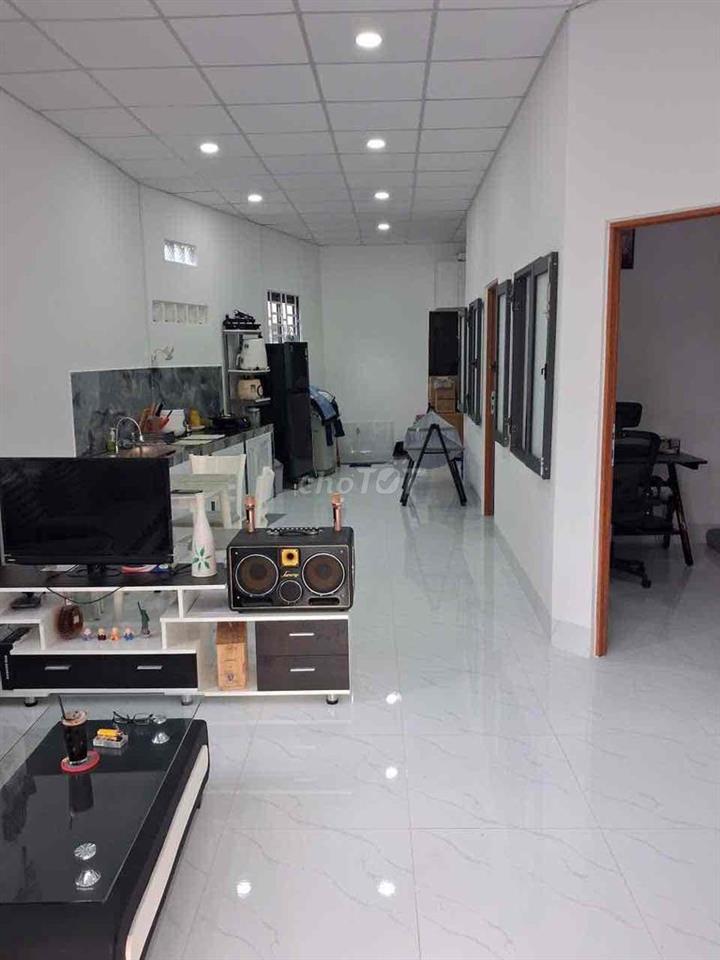 Bán nhà mặt tiền quốc lộ 20 ấp phú quý 1 la ngà định quán đnai