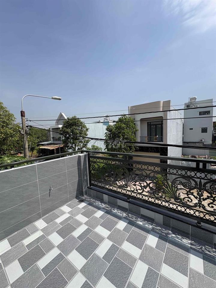 LAVENDER CITY diện tích 90m2 giá bán chỉ 3.xxx tỷ