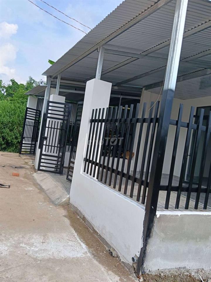 nhà sổ riêng thổ cư