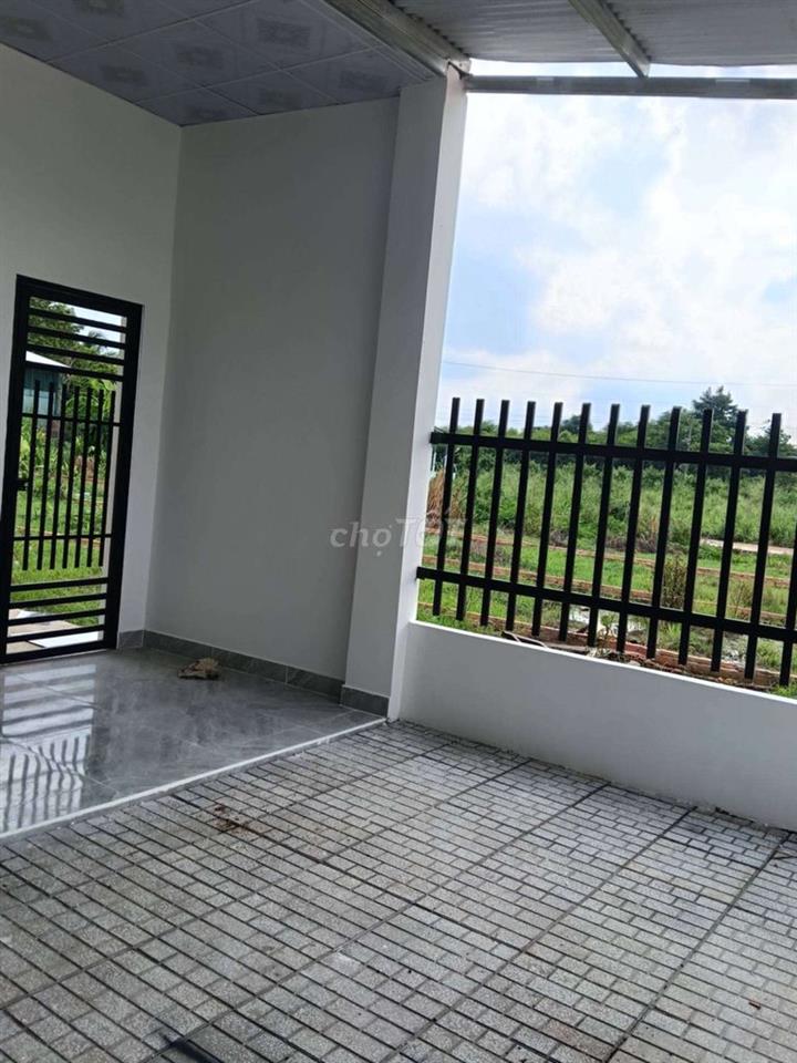 nhà sổ riêng thổ cư