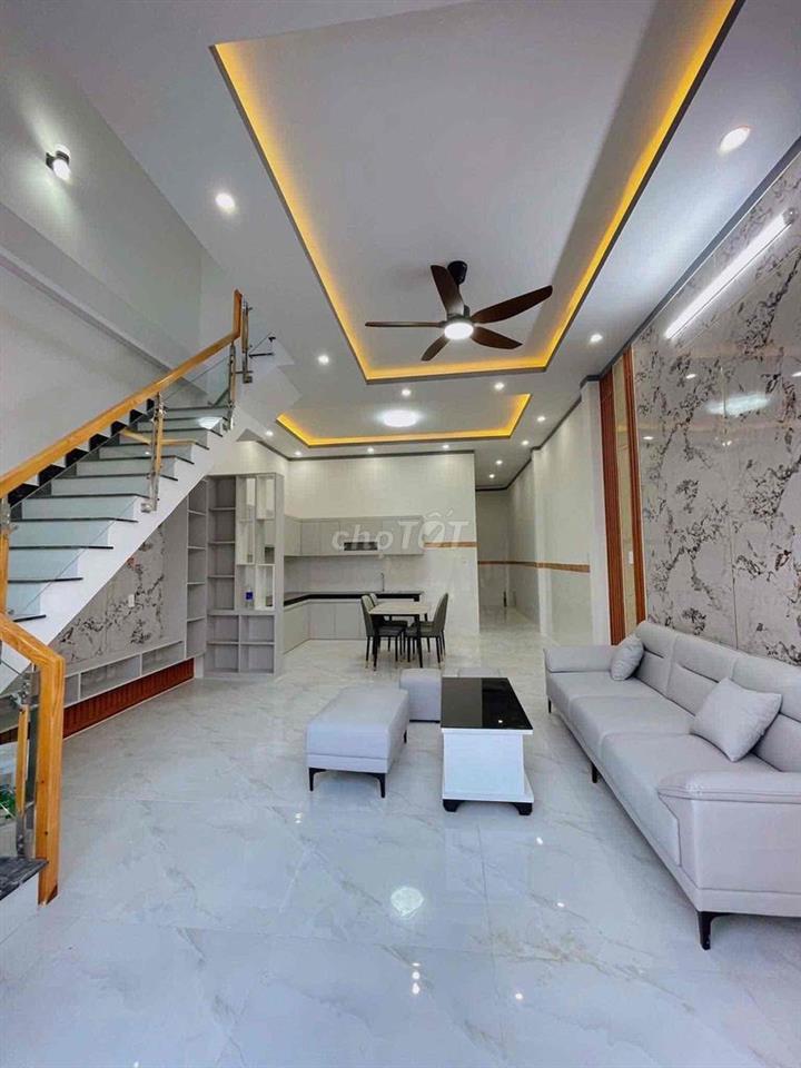 Bán nhà đẹp giá cả ưu đãi