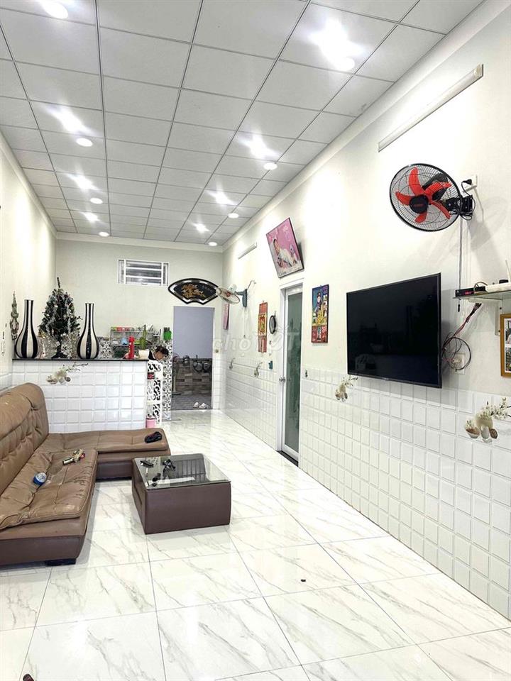 bán nhà Bảo vInh A, nhà mới đẹp, diện tích rộng
