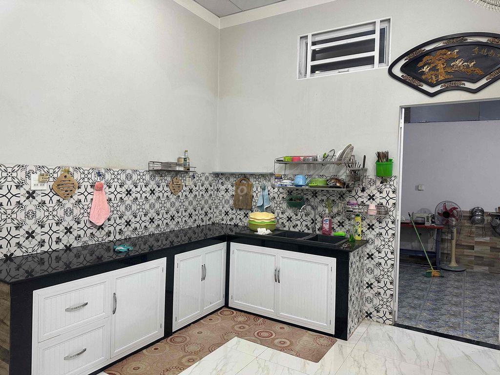 bán nhà Bảo vInh A, nhà mới đẹp, diện tích rộng