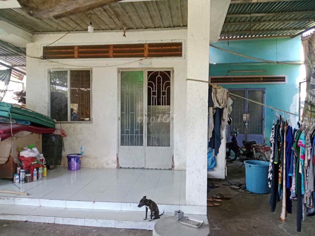 BÁN NHÀ ĐẤT SỔ RIÊNG 213M2 THỊ TRẤN LONG THÀNH