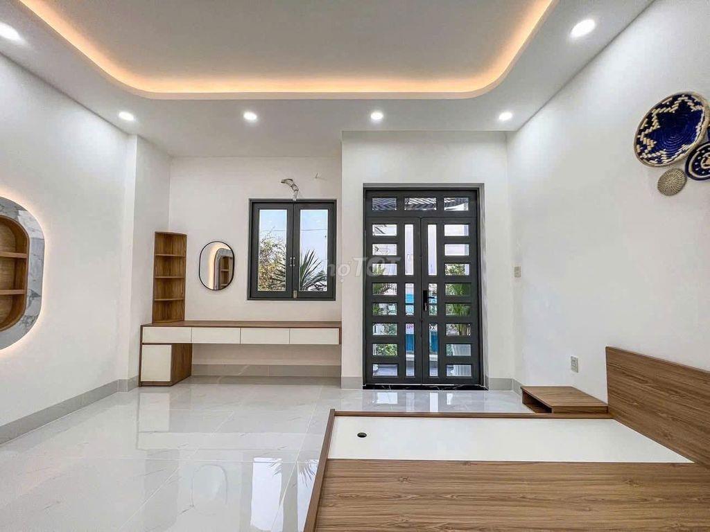 Chủ chuyển công tác cần bán nhà gần văn miếu Trấn Biên, 650tr sở hữu