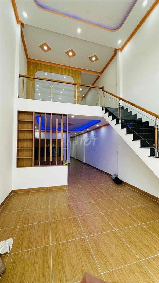 bán căn nhà gác lửng ngay khu trung tâm phường trảng bom