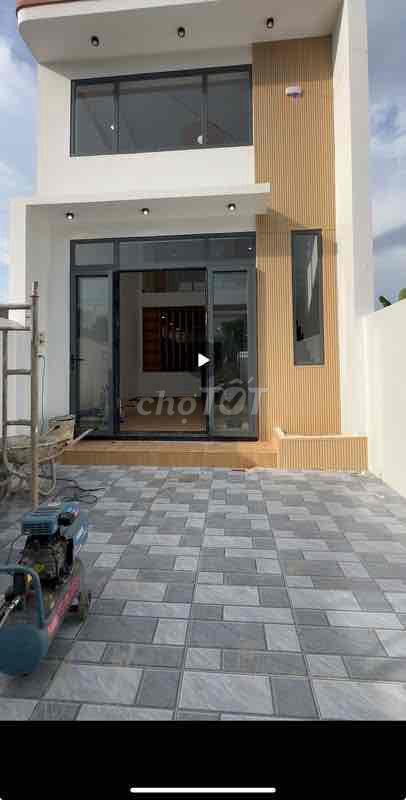 bán căn nhà gác lửng ngay khu trung tâm phường trảng bom