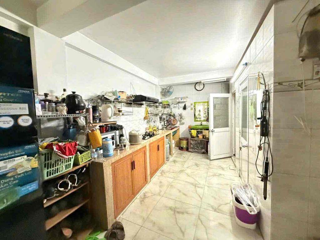 Cho thuê nhà mặt tiền QL1A, P. Hố Nai, Biên Hòa, 220m2