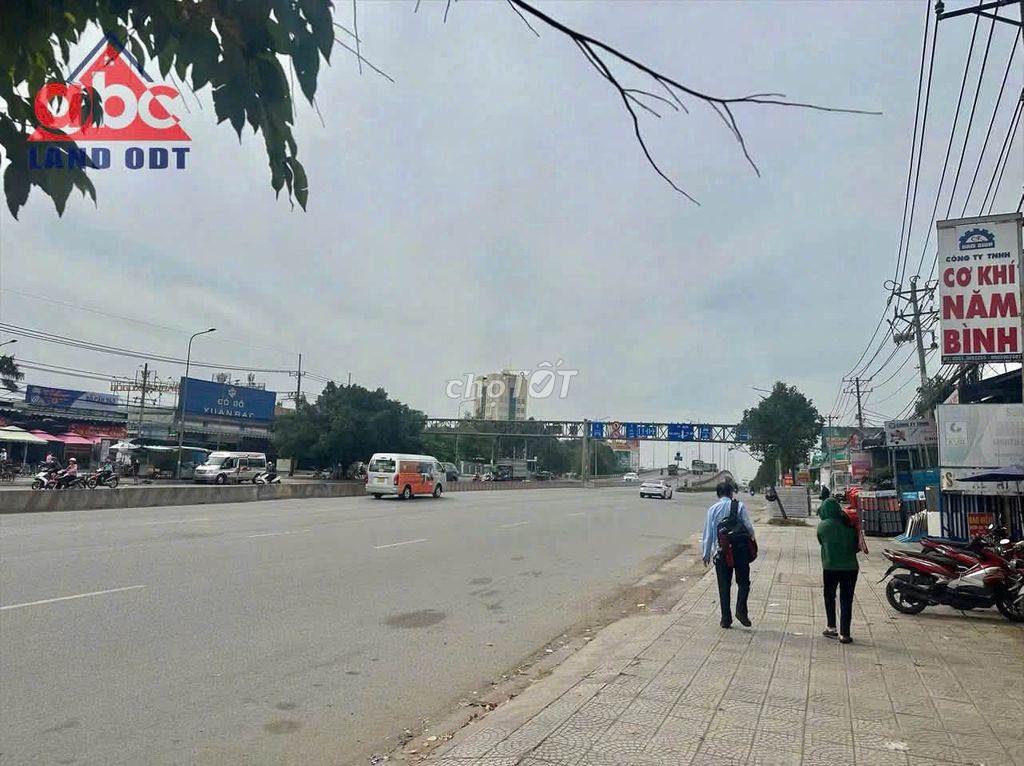 Cho thuê xưởng, mặt bằng kinh doanh 200m2 QL 1A, Long Bình, Đồng Nai