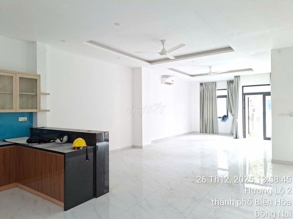 Cho thuê nhà khu Aqua City phường Long Hưng