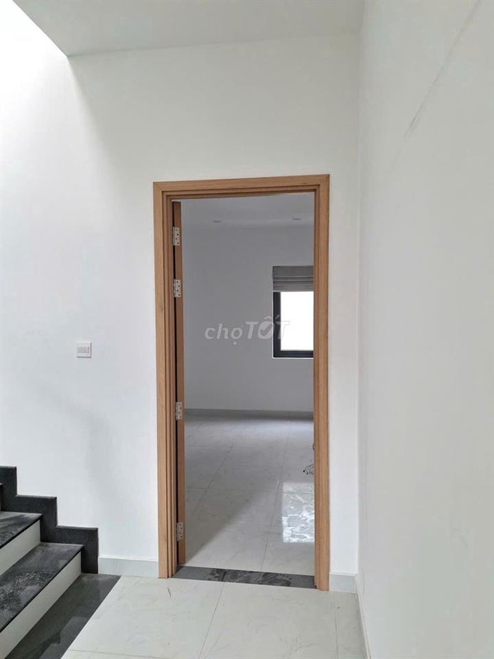 Cho thuê nhà khu Aqua City phường Long Hưng