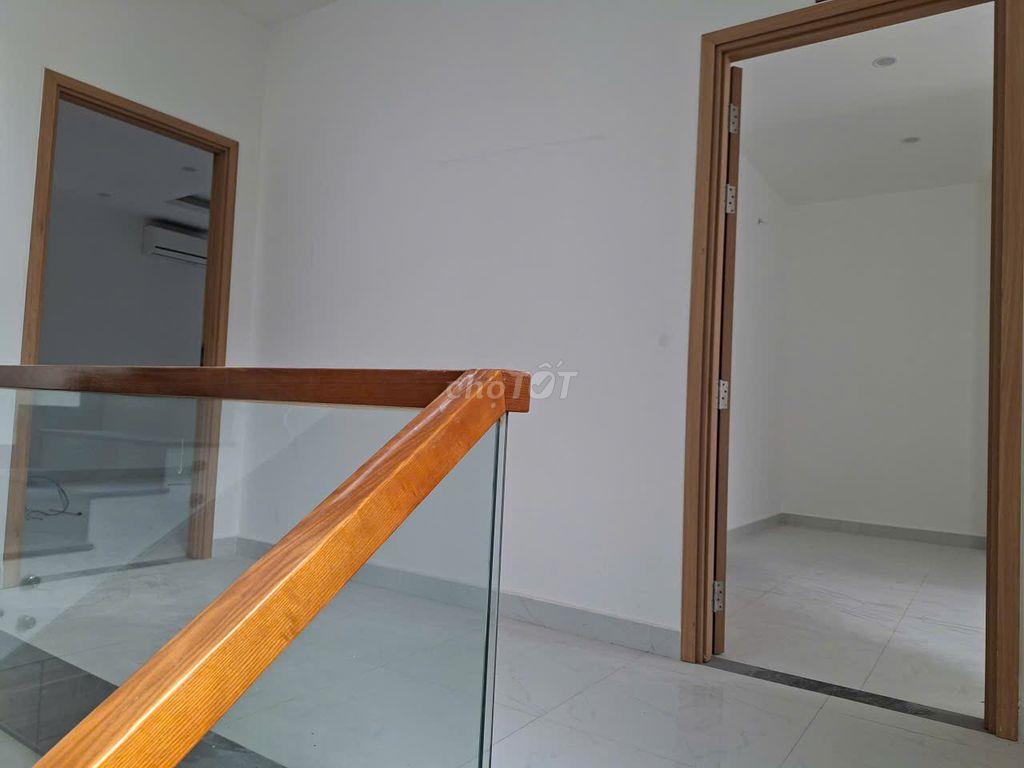 Cho thuê nhà khu Aqua City phường Long Hưng