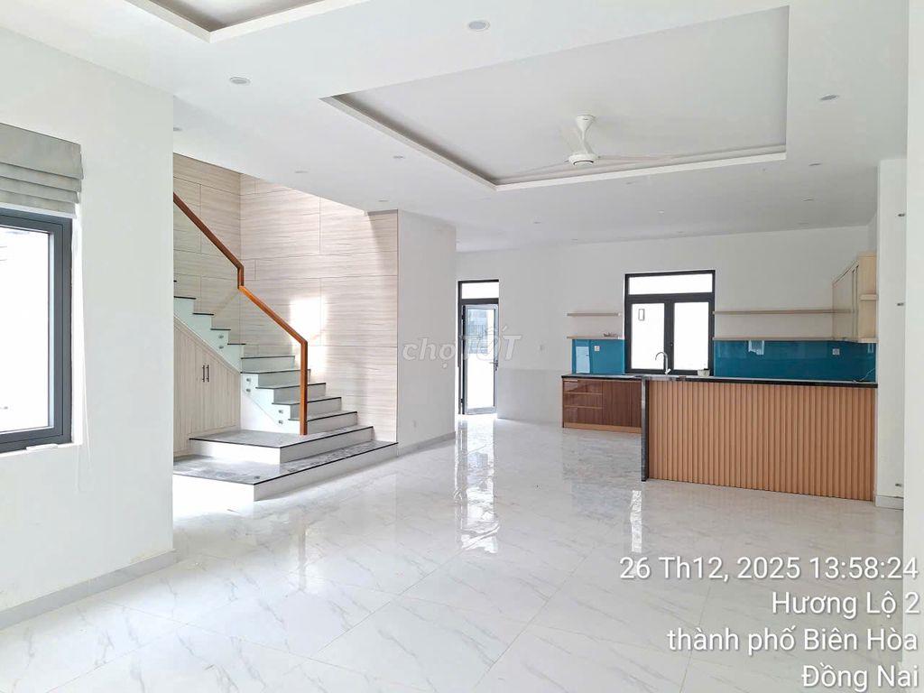 Cho thuê nhà khu Aqua City phường Long Hưng