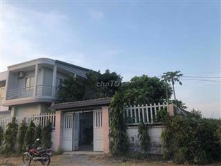 Nhà cho thuê phú hữu NT cách phà Cát Lái 1.5k,. Yêu cầu không thờ cúng