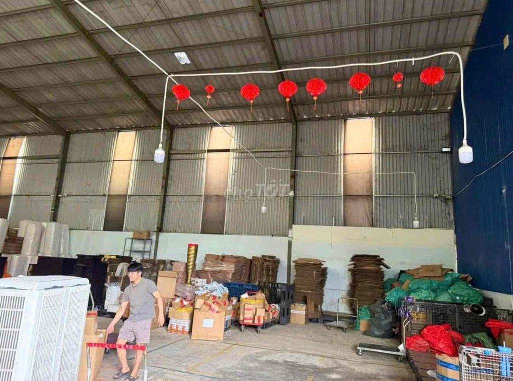 Cho Thuê Xưởng (500m2) - Đường 2 xe Cont - P.Trảng Dài