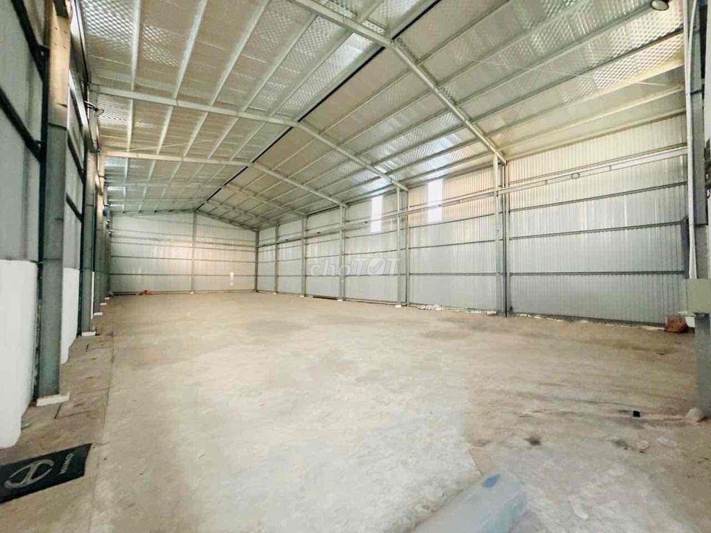 Cho Thuê MB - Kho Xưởng (gần 900m2) gần BV Đồng Nai - Biên Hoà - Đ.Nai