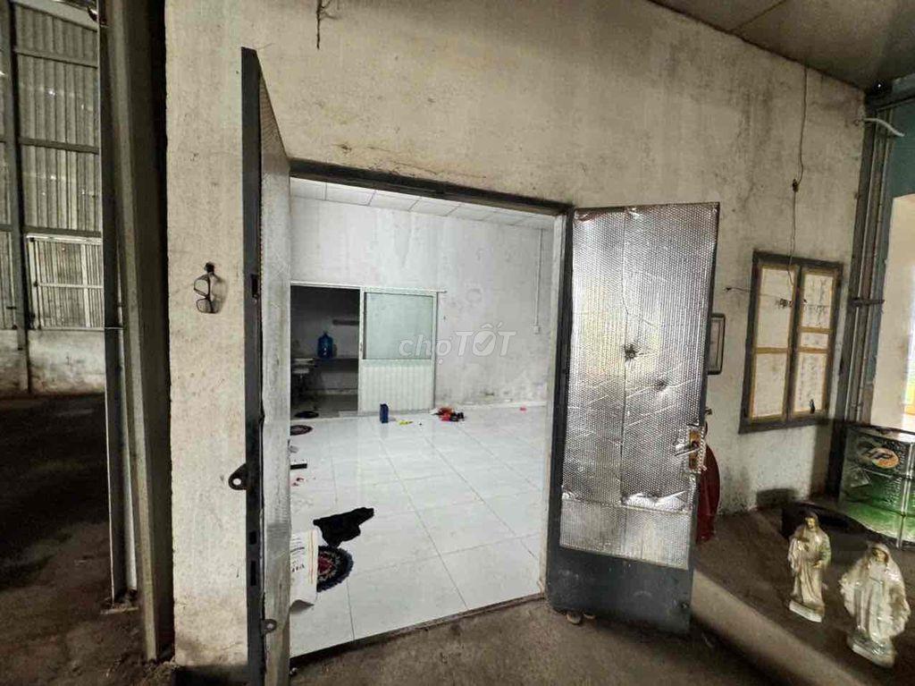 Cho thuê nhà & xưởng (550m2, điện 3Fa) KP4 Trảng Dài - Đồng Nai.