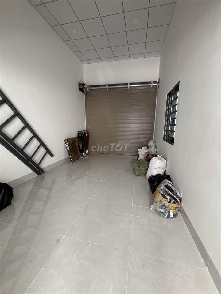 Cho thuê mặt bằng kinh doanh 50m2 tại chợ nhỏ gần Maxidi