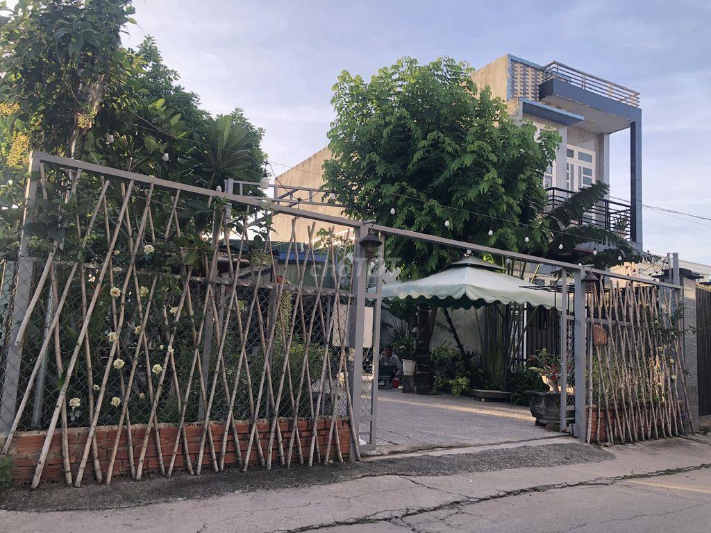 Bán đất 315m2 gần trường học cấp 2
