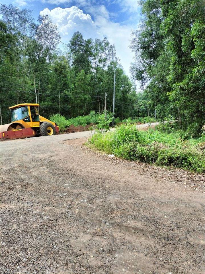 chính chủ cần bán lô đất 300m2 có 100m đất thổ cư sát khu công nghiệp