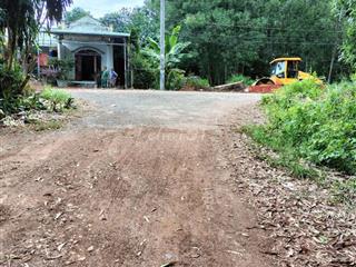 chính chủ cần bán lô đất 300m2 có 100m đất thổ cư sát khu công nghiệp