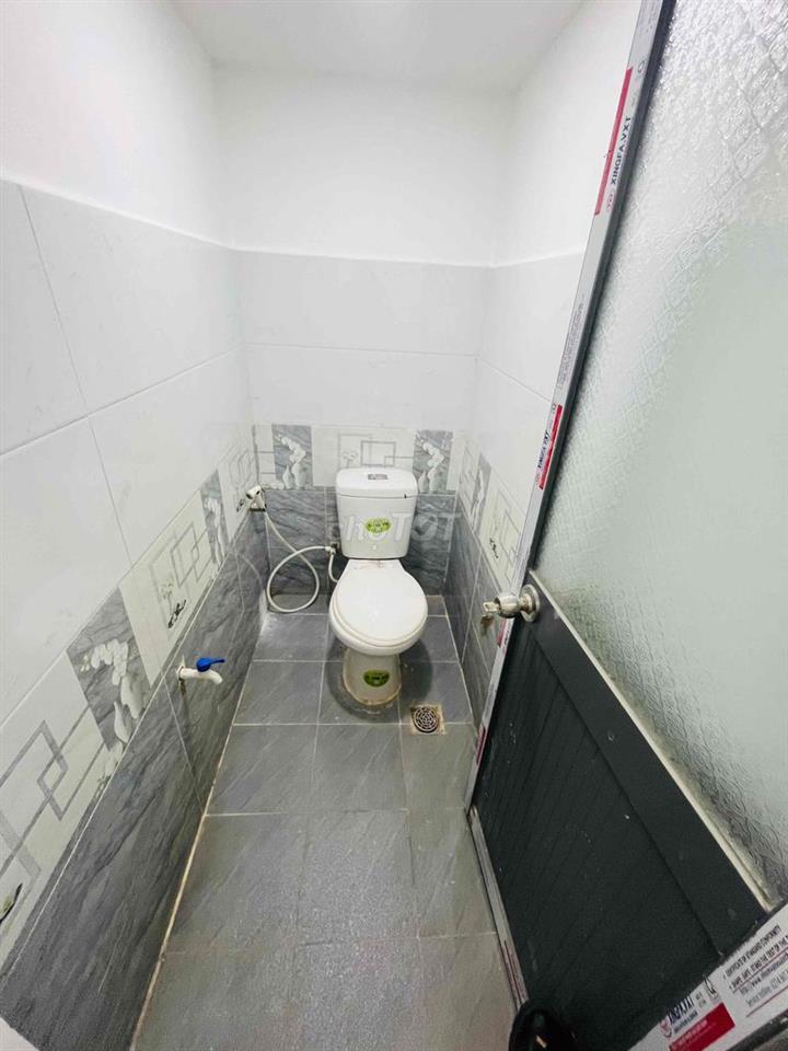 Nhà sổ chung mini gần trường tiểu học và Giáo xứ Bình Chiểu